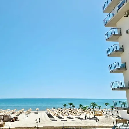 شقة Beach Flat And Studio. Năvodari