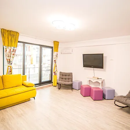 شقة Beach Flat And Studio. Năvodari