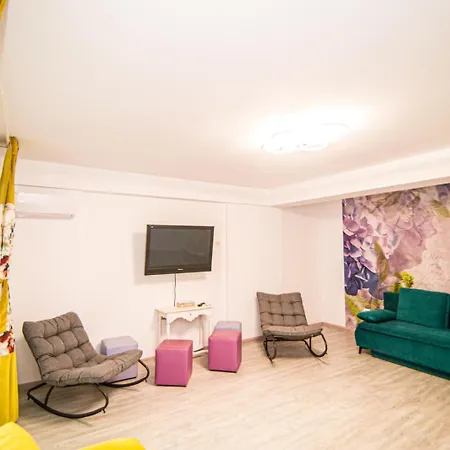 Beach Flat And Studio. شقة Năvodari