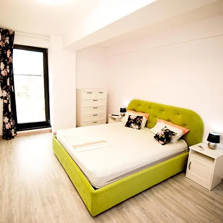 Beach Flat And Studio. شقة *