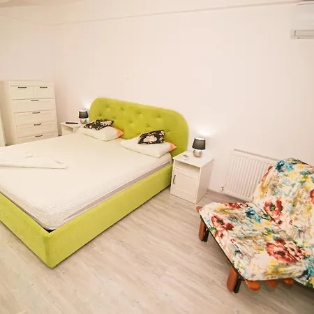 Beach Flat And Studio. شقة Năvodari
