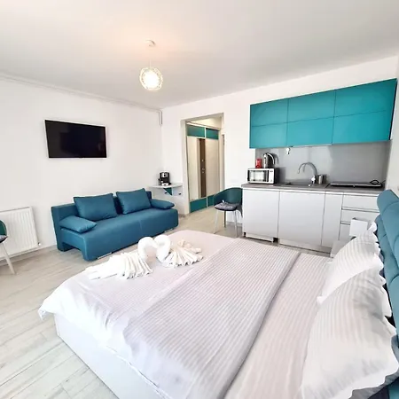 Beach Flat And Studio.